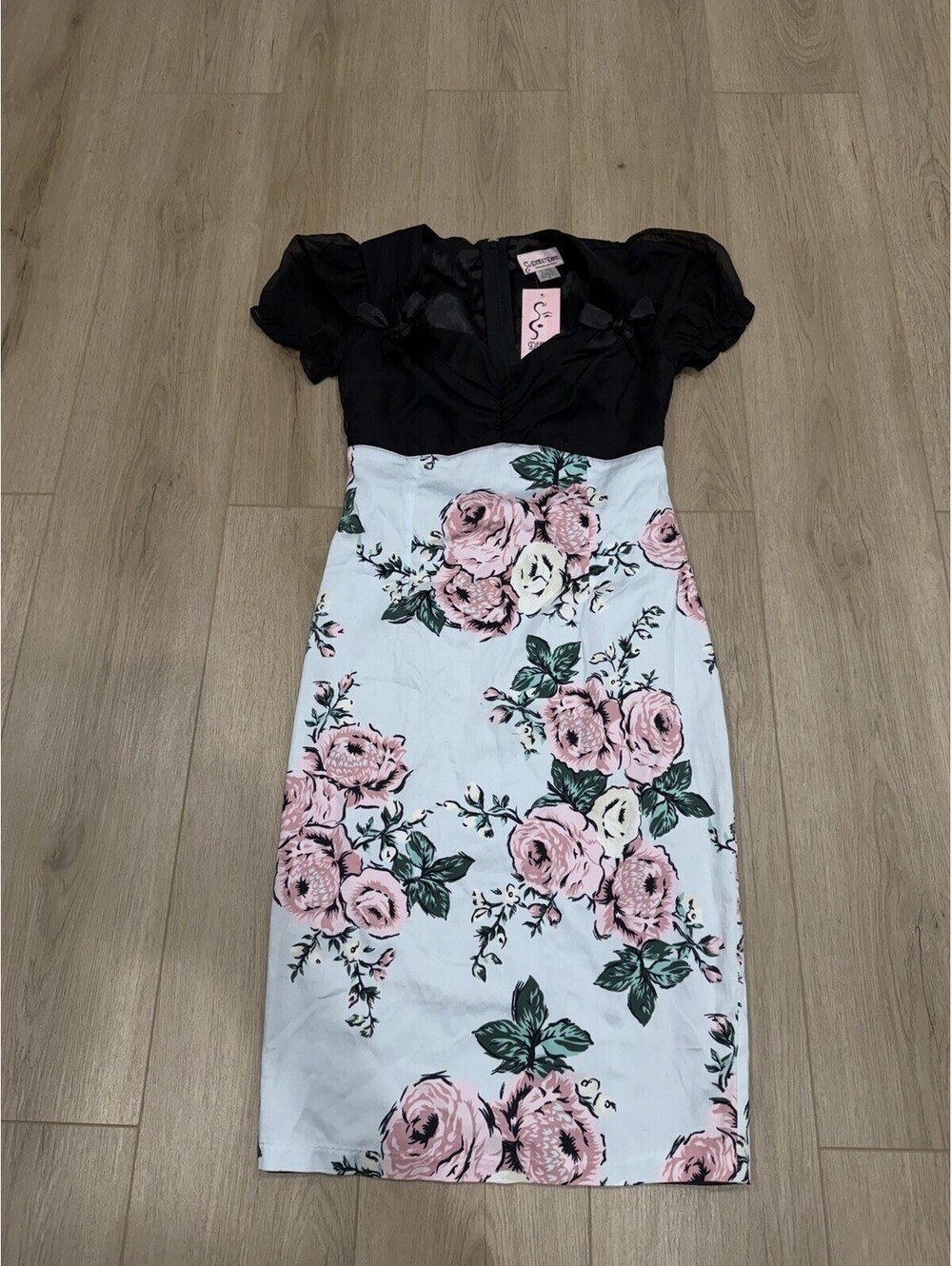 NrWT DEADLY DAMES Micheline Pitt Size 4 rockabilly floral doll baby Dress Pinup - Picture 1 of 12
